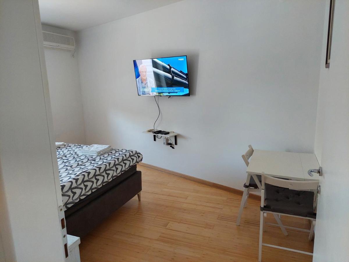 City Passage Apartments- Rooms Novi Sad Dış mekan fotoğraf