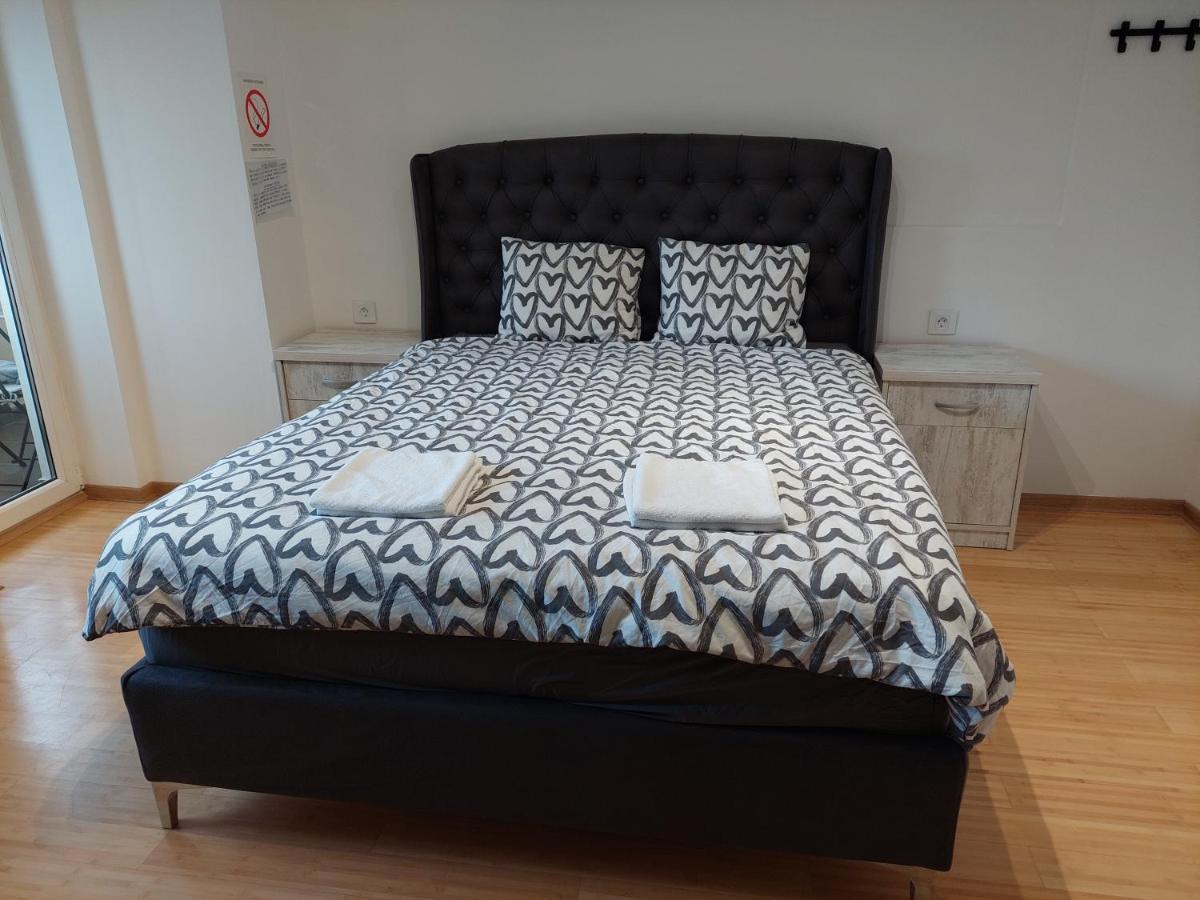 City Passage Apartments- Rooms Novi Sad Dış mekan fotoğraf